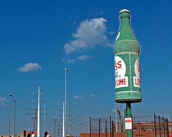 Vess – Vess Soda bottle sign, St. Louis photograph