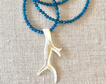 Blue Beaded Necklace with Mother of Pearl Pendant