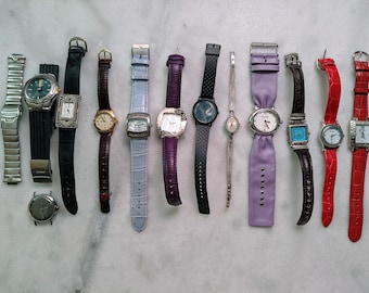 Vintage Watch Collection -12 Assorted Styles for Parts or Repair