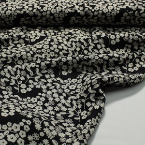 Viscose Fabric with Eye-catching, Patterns Viscose fabric, FLORAL fabric, high quality, Clothing fabric, symmetrical pattern position.