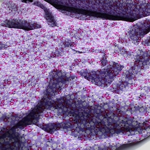 Viscose Fabric with Eye-catching, Floral Design Patterns And Free Design Position, High Quality, Clothing Fabric.Special. Width 150cm /59&quot;