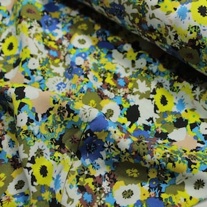 Viscose Fabric with Eye-catching, Floral Design Patterns And Free Design Position, High Quality, Clothing Fabric.Special. Width 150cm /59&quot;