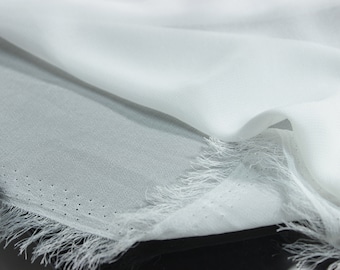 Eleganter Reiner Weißer Chiffonstoff - Perfekt für Brautkleider, Blusen, Schals, Wohnkultur und Handarbeiten - Verkauft pro Meter oder Yard