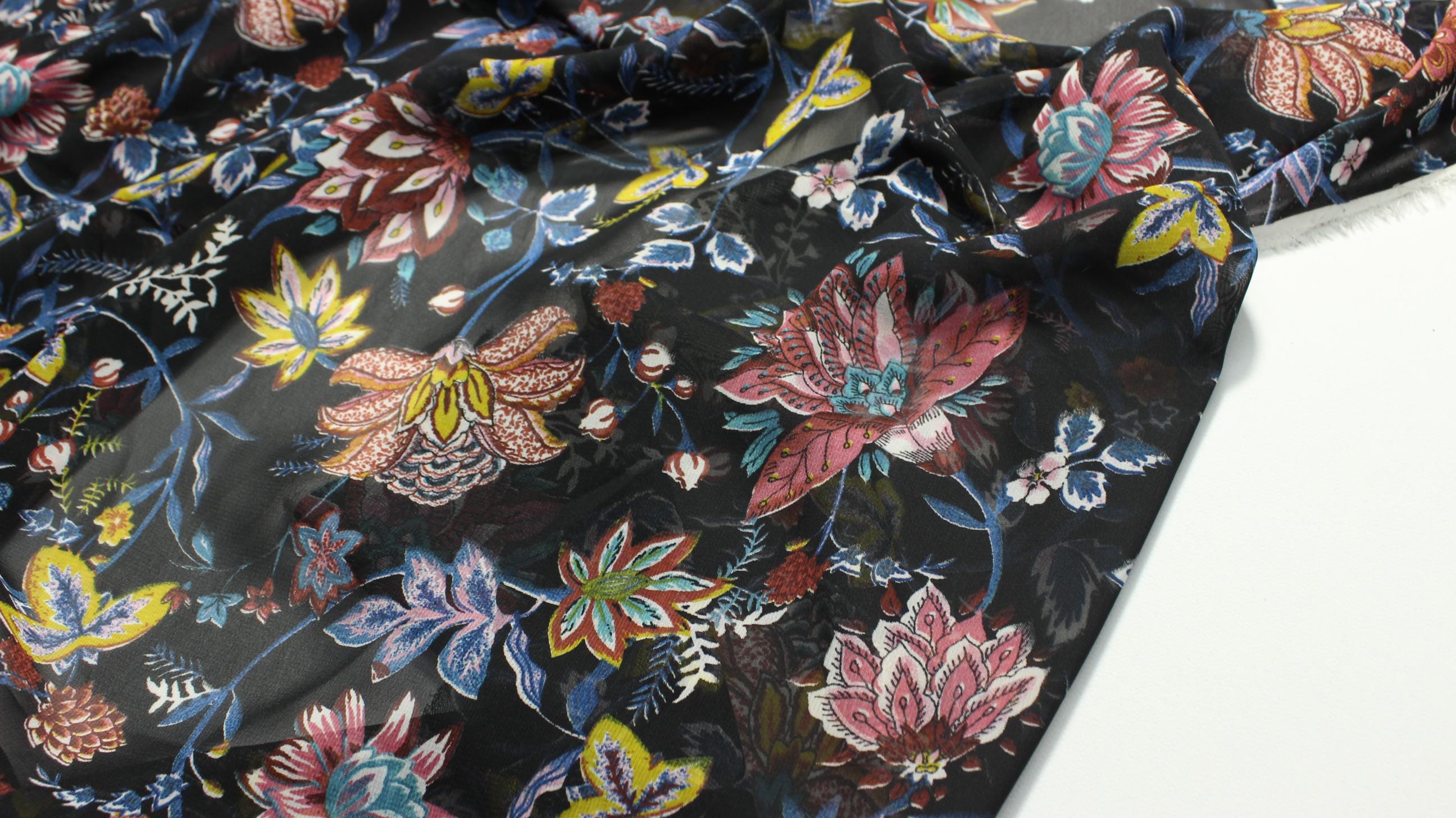 Floral Chiffon Fabric - Elegant, Soft and Sheer for Dresses, Scarves, Decor : DESİGN