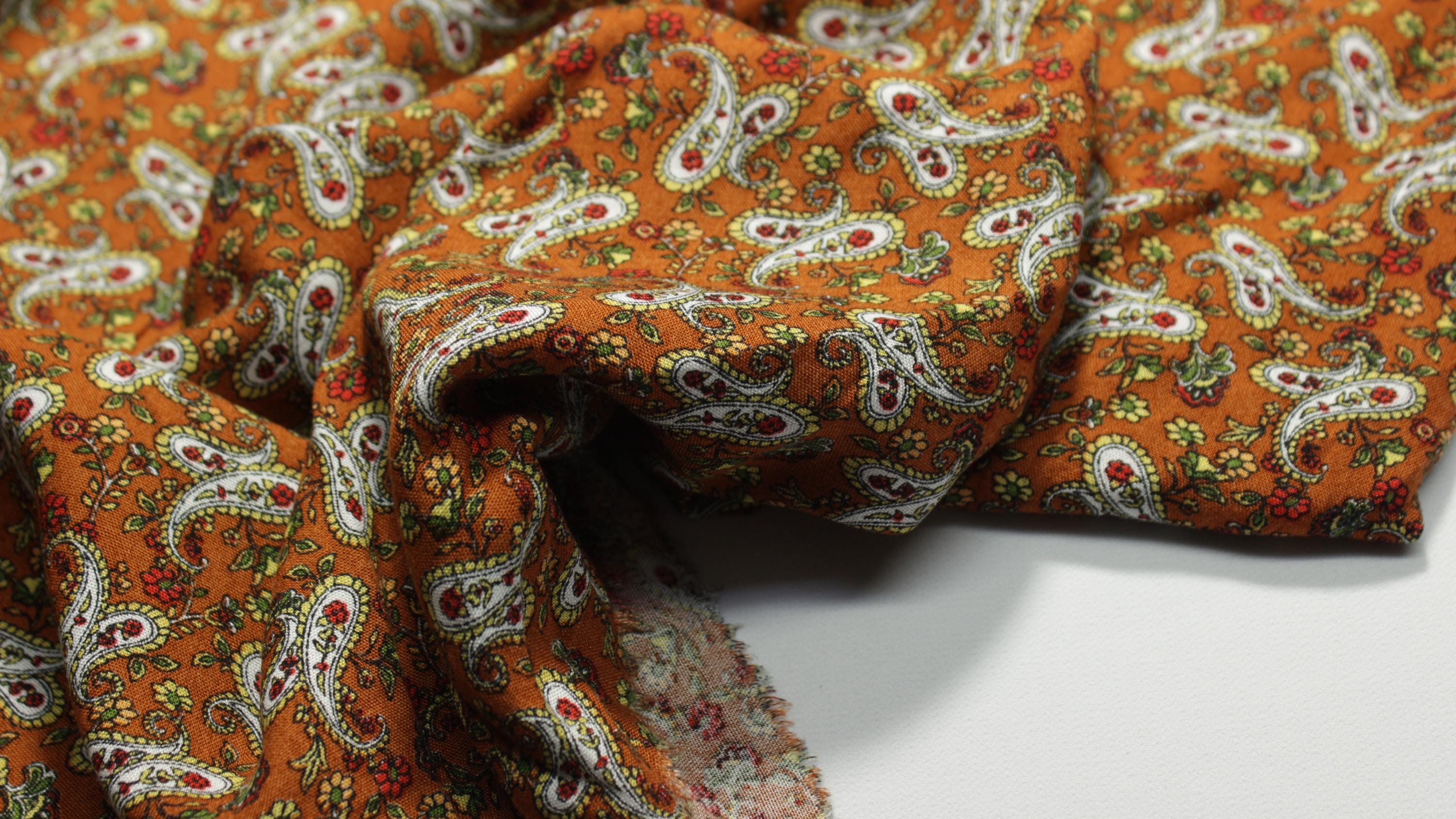 Paisley Viscose Fabric, Turkish Shawl Pattern, 59" Wide