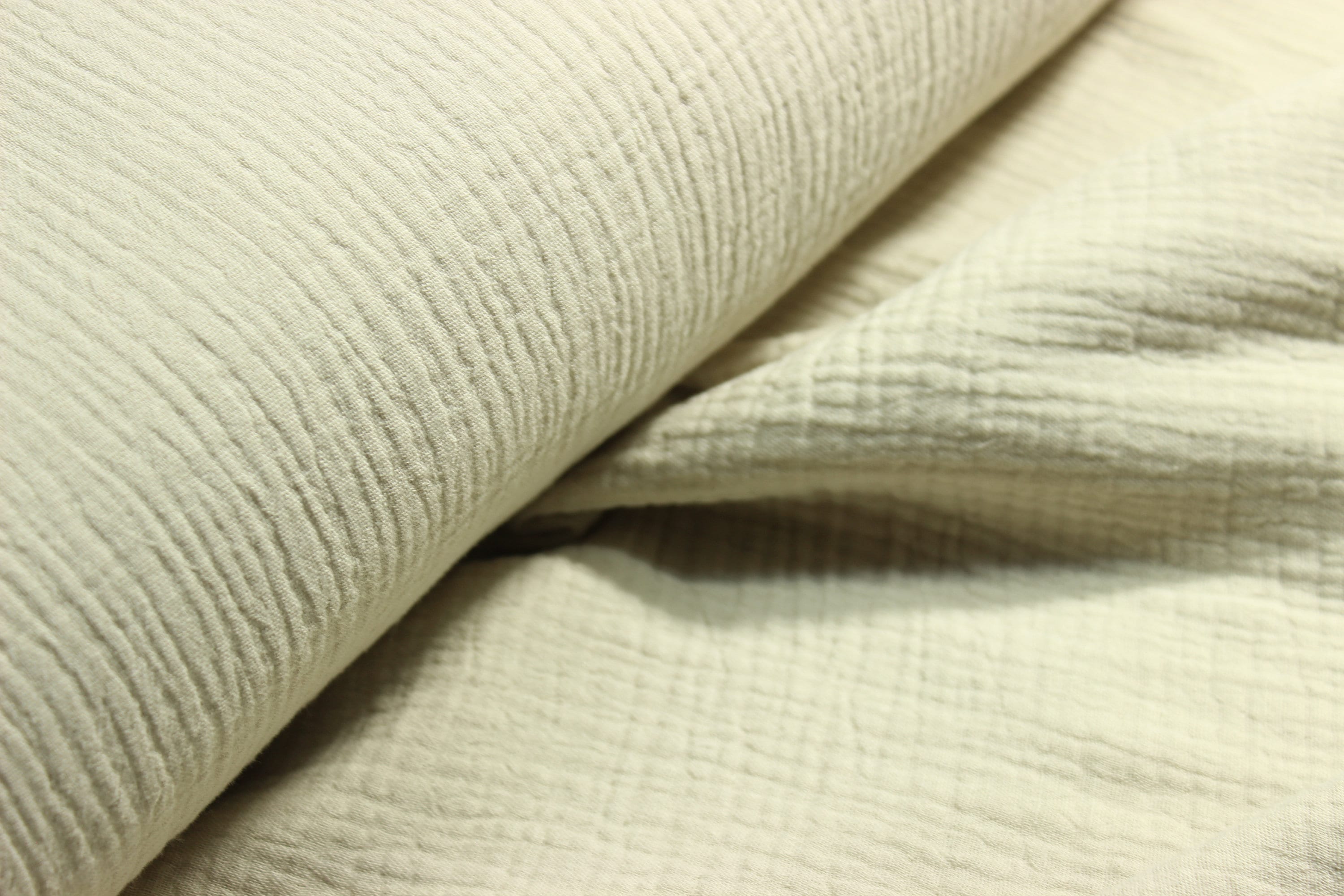 Soft and Lightweight Double Gauze Muslin Fabric - 100% Cotton - Safe for Babies, Perfect for DIY and Sewing Projects.
