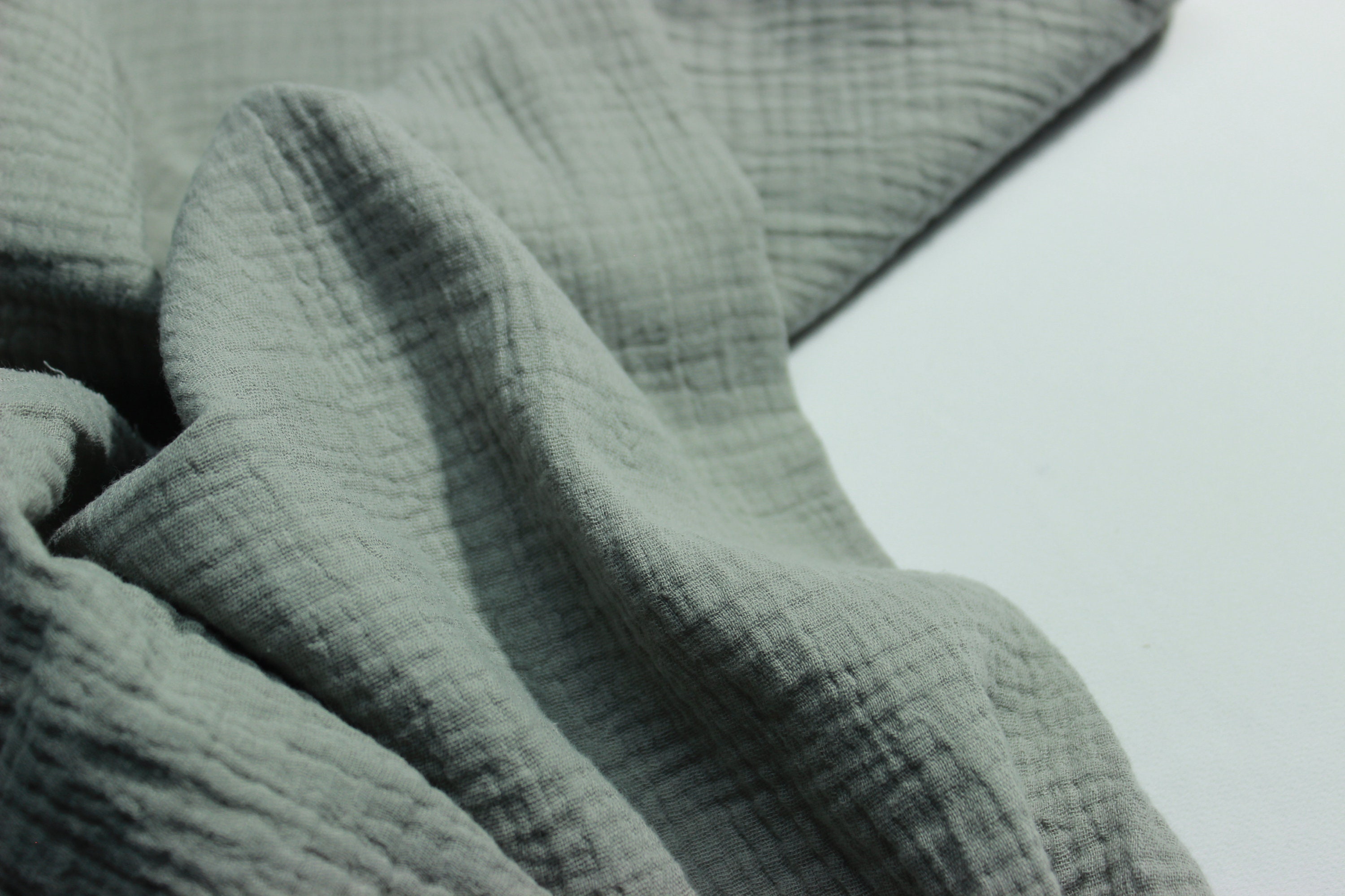 Soft and Lightweight Double Gauze Muslin Fabric - 100% Cotton - Safe for Babies, Perfect for DIY and Sewing Projects.