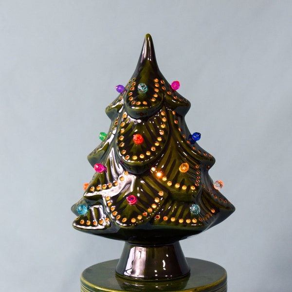 Baby Cramer Tree 7 po. | Sapin de Noël vintage en céramique | Moule rare | Cadeau rétro