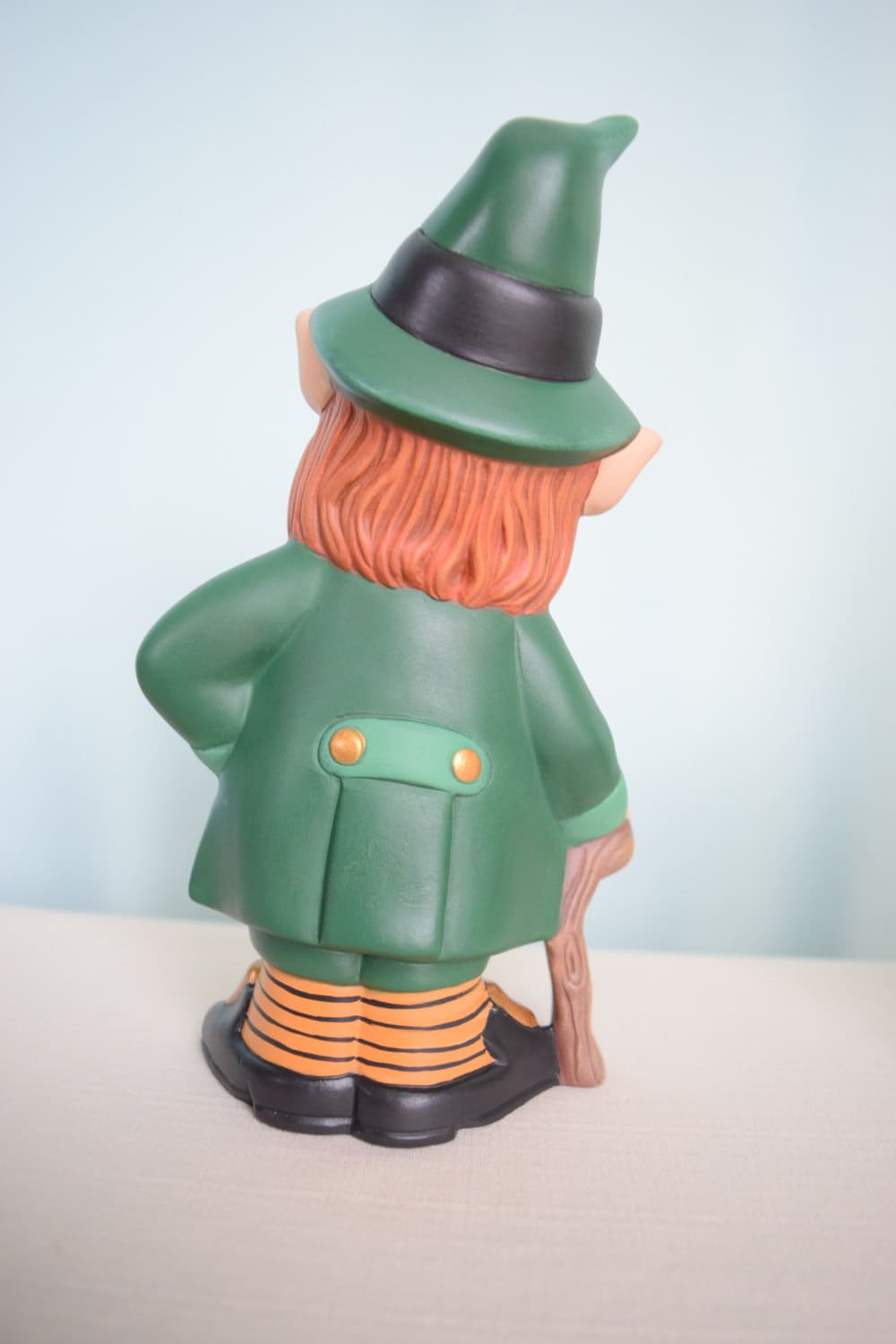 Figurine Décorative Lutin De La Saint Patrick - En Acrylique 2D - 20cm De Haut - Décoration Murale Ou De Table