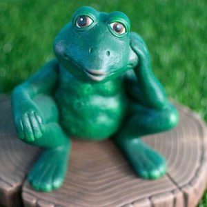 Thoughtful Garden Frog | Daydreaming Toad Statue | Frog Yard Art | Frog Garden Statue | Garden Frog Art | Handmade Garden Frog