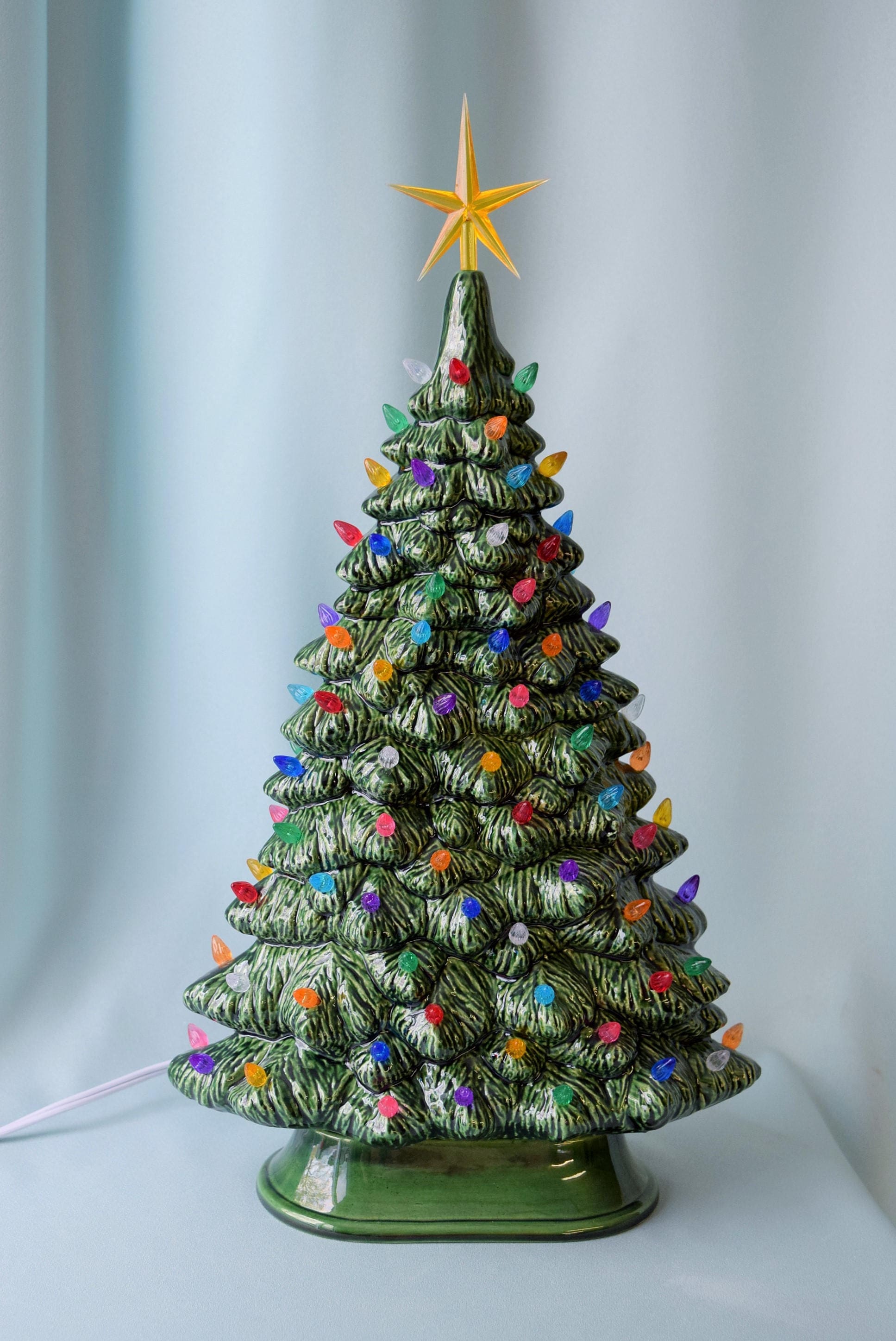 RM ROOMERS Ceramic Christmas Tree Set of 2, Led Porcelain