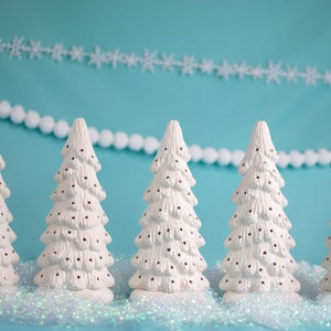 Set of 5 Ceramic Christmas trees in bisque - Slim Christmas Tree - 9 inches tall - Painting project - DIY ceramics