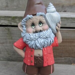 Snäckskal, strandtomtefigur | Sommarkustdekor | Söta sandaler, snäcksnäcka | Gåva till sjöstuga bild 2