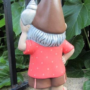Snäckskal, strandtomtefigur | Sommarkustdekor | Söta sandaler, snäcksnäcka | Gåva till sjöstuga bild 3