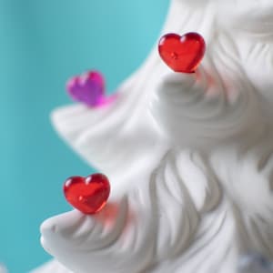 50 Heart Ceramic Tree Lights | Red Pink Clear Mini Tree Bulbs | Valentine Christmas Tree Decor | Specialty Plastic Hearts