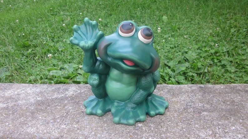 Ceramic Frog Statue Howdy Yard Art Welcoming Garden Ceramic Frog Statue Howdy Yard Art, Ceramic Frog Garden Decor