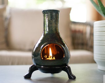 Keramik glasierte Chimnea Kleiner Kerzenständer | Boho Räucherstäbchenhalter | Rustikaler Gartenakzent | Vatertags Geschenk | Cottagecore Dekor