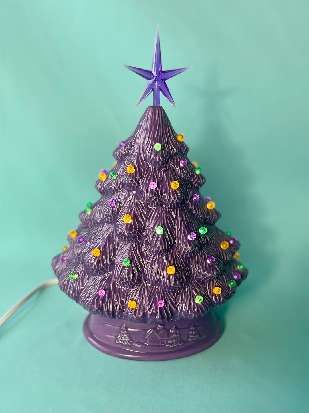 ♡感謝SALE♡温度で色が変わるぐでねこちゃんとクリスマスツリーチャーム　紫 Mardi Gras Tree | Ceramic Christmas Tree | Décor for Mardi Gras