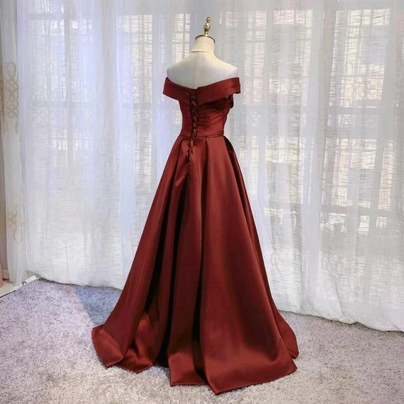 Buy Prom Dress Satin in 130+ Colors |s1001|wine Red| Long Formal Gown | 2026 Graduation Ball Outfit|custom|vintage|y2k|80s|90s|2000s Online in India - Etsy Buy Prom Dress Satin in 130+ Colors |s1001|wine Red| Long Formal Gown | 2026 Graduation Ball Outfit|custom|vintage|y2k|80s|90s|2000s Online in India - Etsy