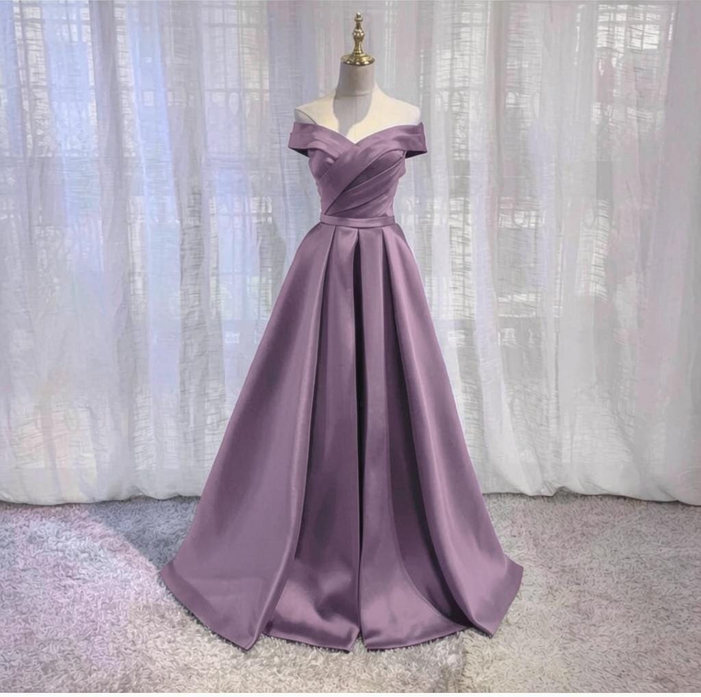 purple toga dress Sxiwei Womens Greek Toga Costume Grecian Toga Dress Roman Empress Costume Ancient Rome Dress Lavender XL