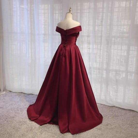 Buy Prom Dress Satin in 130+ Colors |s1001|wine Red| Long Formal Gown |  2025 Graduation Ball Outfit|custom|vintage|y2k|80s|90s|2000s Online in  India - Etsy