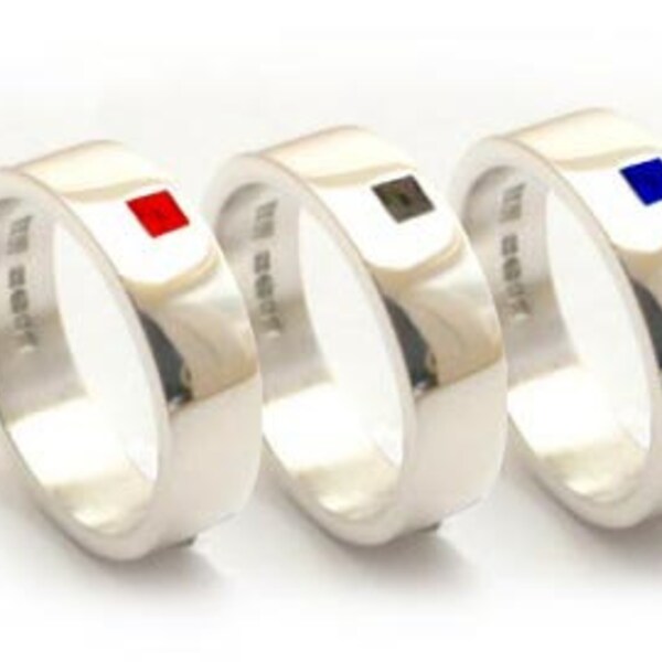 Handmade sterling silver ring with inset hot enamel square.
