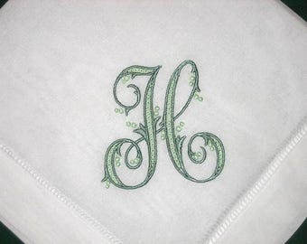 8  Personalized Linen hemstitched dinner napkins, ONE letter, Wedding Gift, Anniversary, House Warming, Servietten