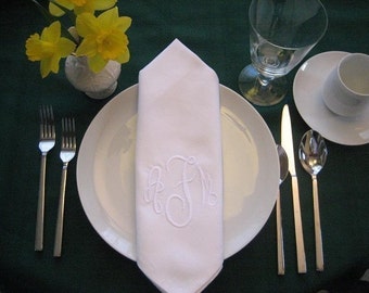 Monogrammed dinner napkins set of 12 with FREE shipping in US