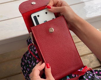 パーソナライズされたレザークロスボディフォンバッグ：ハンドメイドRFIDウォレットパース、ショルダー縦型iPhoneバッグ