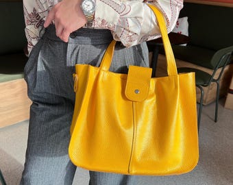 Handmade Soft Pebbled Leather Tote Bag, Large Tablet Bag with Zipper, Embossed Shoulder Purse
