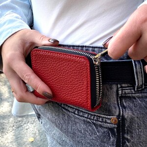Echtleder Autoschlüssel Tasche mit Reißverschluss und Gürtelschlaufe, kleine Schlüssel Gürteltasche, Leder Schlüsseletui mit Gürtelschlaufe, kleine Reißverschlusstasche am Gürtel
