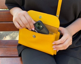 Pebbled Leather Crossbody iPhone Wallet Bag: RFID, Handmade, Personalized Small Travel Shoulder Purse