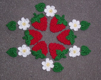 6 thread crochet applique strawberries with flowers and leaves  -- 3535