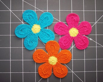 3 handmade cotton thread crochet applique flowers -- 3431