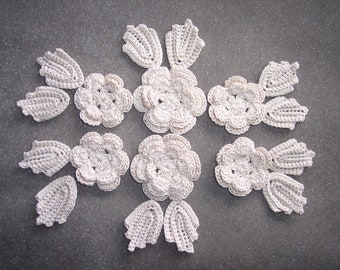 6 handmade ecru crochet applique flowers with leaves  --  2860