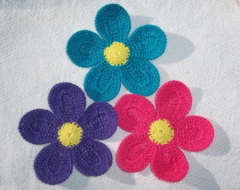 3 handmade cotton thread crochet applique flowers --2706