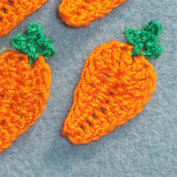 12 cotton thread crochet applique carrots  -- 2391