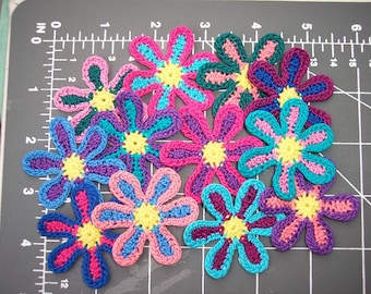 12 crochet applique flowers -- 3434