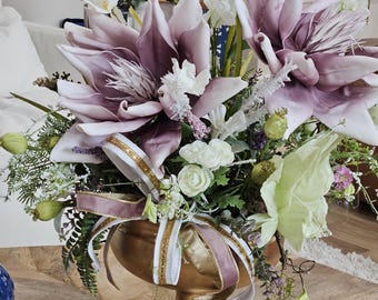 Giant Bloom Floral Arrangement: Over-the-Top Centerpiece