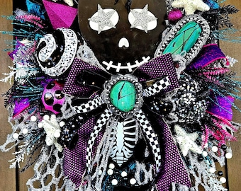 Turquoise Skull Wreath: Glam Halloween Bling Decor