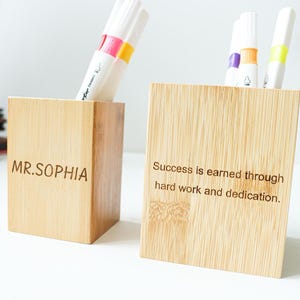 Personalisierte Stifthalter, Holz Schreibtisch Organizer Rahmen Combo, Bürozubehör, Vatertag.