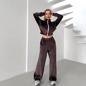Velour Tracksuit Women – Gray Zip-Up Set with Pockets, Casual Loungewear, Sporty Outfit, Comfy Matching Set