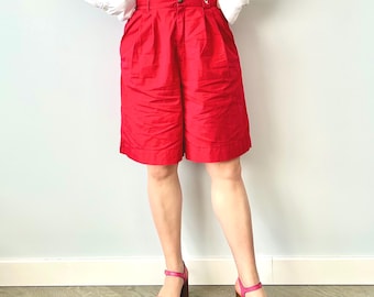 Vintage Red Cotton Women Bermuda Shorts With High Rise Size M