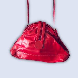 Vintage 70er Jahre Handgefertigte Crossbody Beutel Tasche in Rot Leder
