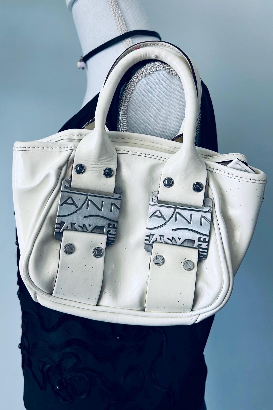 Vintage Naninni Off White Patent Leather Mini Handbag Made In Italy, foto 2 di 5