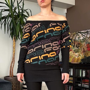 Jersey largo con hombros descubiertos y estampado Y2k Fornarina, negro, fabricado en Italia, talla S