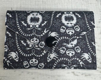 Nightmare Before Christmas Mansion Wallpaper - Mini Vinyl Credit Card Wallet