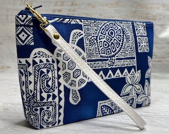 Honu Blue Tapa Cloth - Cotton Woven Zippered Clutch Pouch Wristlet