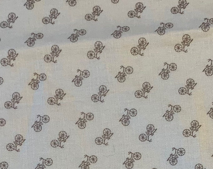 Riley Blake Designs - Lori Holt - Bicycles - Cotton Quilting by the yard - Fabric