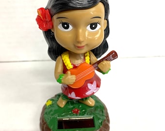 Vintage Solar Hula Doll - Keiki with Ukulele - Bobble Head - Moves and wiggles under bright light or sunlight